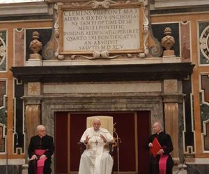 Udienza da Papa Francesco dei membri della ROACO tra cui il Governatore Generale Cav. di Collare Amb. Leonardo Visconti di Modrone